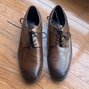 Brown Leather Men's Dress Shoes Kenneth Cole Reaction size 9